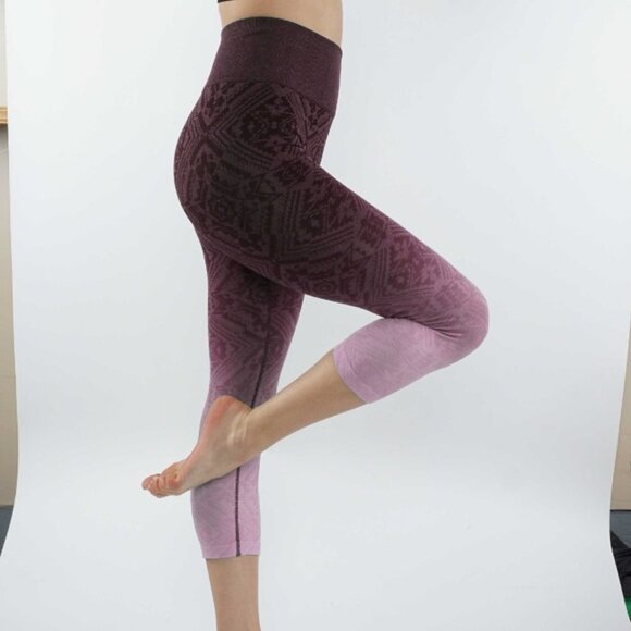 Cute Capri: Ombre Design - Picture 4 of 4